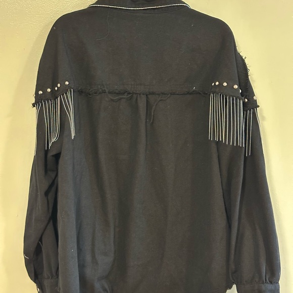Chic Black Fringe Jean Jacket - Picture 4 of 7